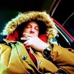 Meet your Posher, Lyle